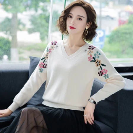 Flower White Sweater Women's Pullover Loose Tops